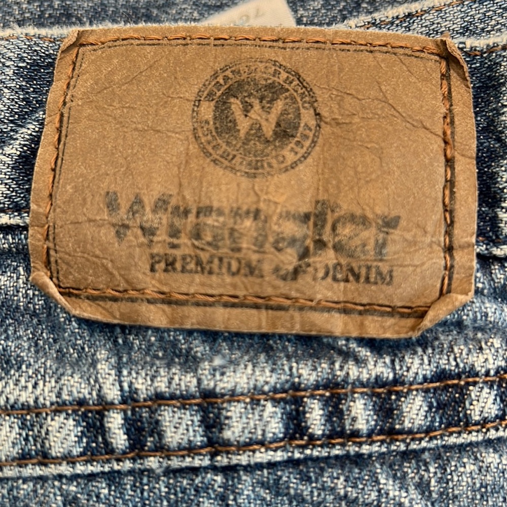 Men’s straight leg jeans